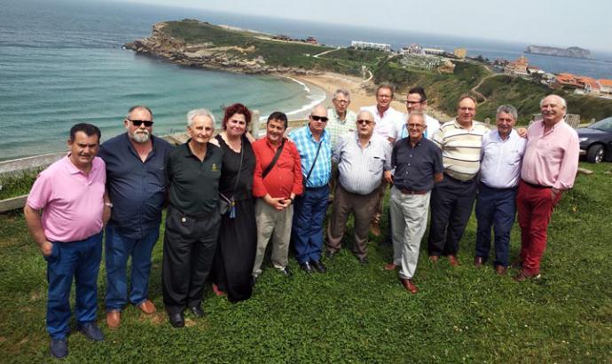 Suances: La Cofradía del Hojaldre se reunió en el restaurante El Mirador de Suso
 