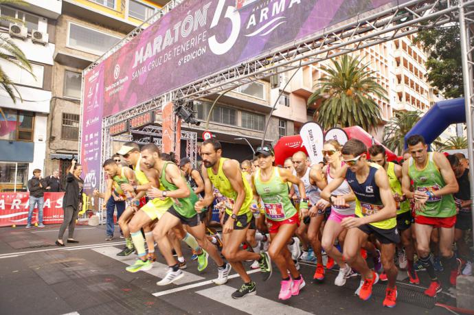 La Maratón Internacional convierte a Santa Cruz de Tenerife en la capital del atletismo