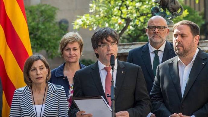 Carles Puigdemont anunció de forma solemne la fecha y la pregunta del referéndum del 1-O ©SANDRA LÁZARO