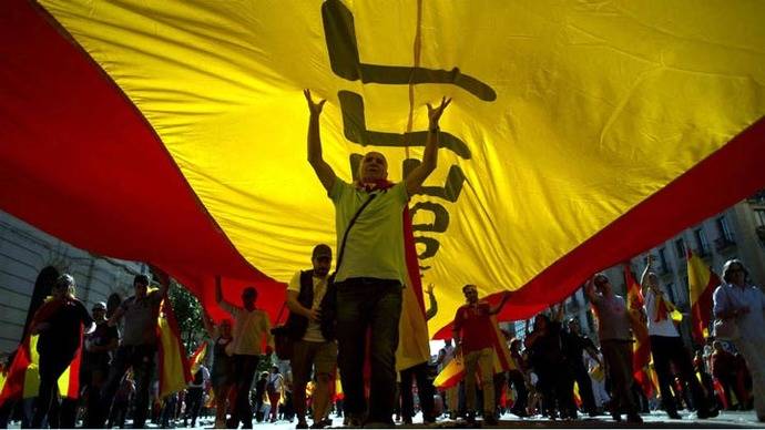 Desde Madrid advierten contra declaración de independencia de Cataluña