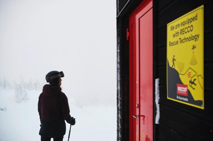 RECCO llega a Zara: ¿revolución en seguridad o marketing de montaña?