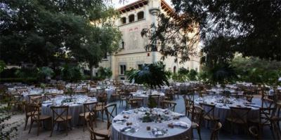 Bodas al aire libre: por qué cada vez más parejas eligen entornos naturales y fincas exclusivas cerca de Barcelona