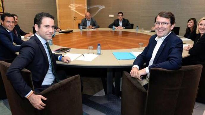 Ciudadanos no retomará las negociaciones con el PP en Castilla y León hasta que vea 'por escrito' que asume sus exigencias