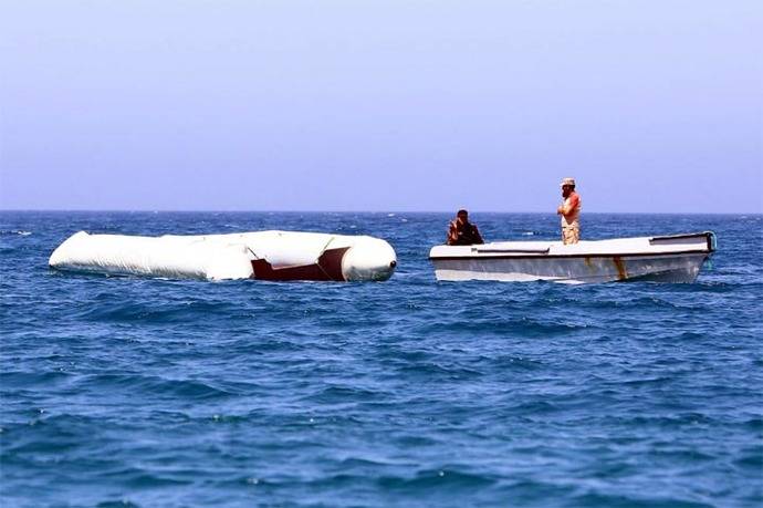Diez muertos y decenas de desaparecidos en naufragio frente a Libia