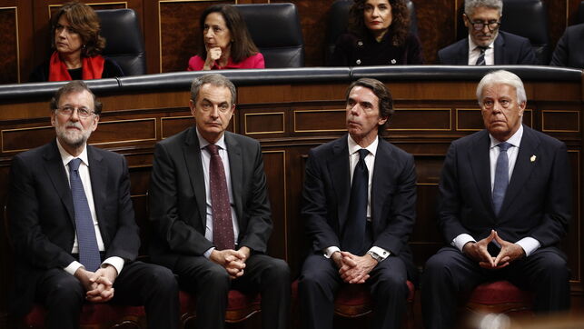 Los expresidentes del Gobierno Mariano Rajoy, José Luis Rodríguez Zapatero y Felipe González, en una imagen de archivo