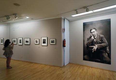 La Diputación acoge una exposición que recorre la vida y los escenarios de Benito Pérez Galdós