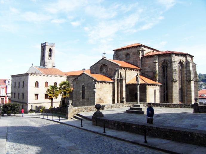 Betanzos y Las Fragas del Mandeo