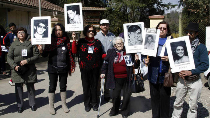 Bachelet hace su primer acto público para conmemorar el golpe de Pinochet