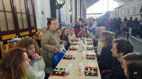 Cata De Quesos “La Mueda” En El Mercado De Motores, dirigida por Nilda Scalise