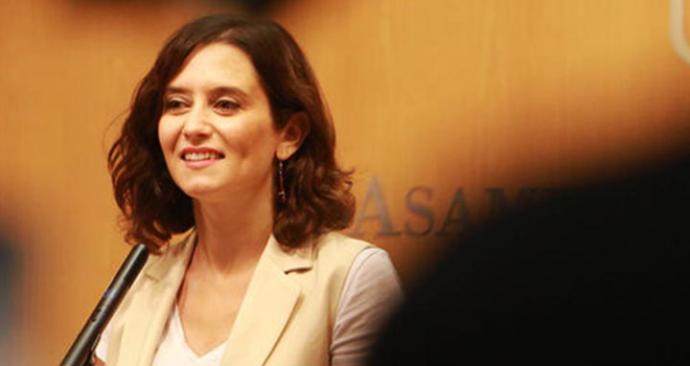 Las cinco polémicas que rodean la llegada de Díaz Ayuso a la presidencia de la Comunidad de Madrid
