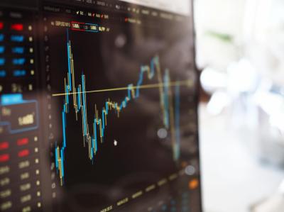La influencia de internet a la hora de invertir