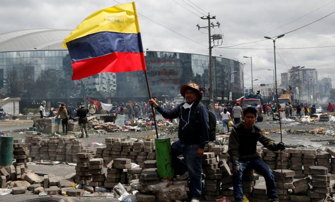 Ecuador: indígenas y el gobierno abren diálogo tras violenta jornada en Quito