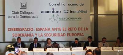 “ España Ante El reto De La Ciberseguridad Y Soberanía Europea” en el Club Diálogos para la Democracia, dirigido por Antonio Gavilanes