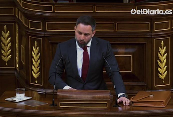 El líder de Vox, Santiago Abascal, en la tribuna del Congreso de los Diputados (CAPTURA DE PANTALLA)