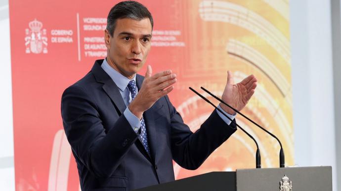 Pedro Sánchez interviene durante la presentación de la Carta de Derechos Digitales. EFE/Chema Moya