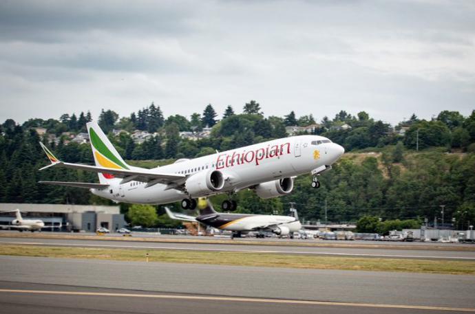 El accidente de un Boeing 737Max  de Ethiopian Airlines ha precipitado la suspensión para volar este avión en Europa