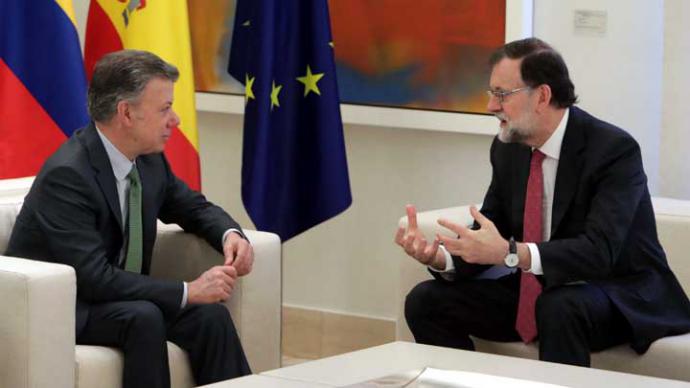 Juan Manuel Santos presidente de Colombia (i) y Mariano Rajoy