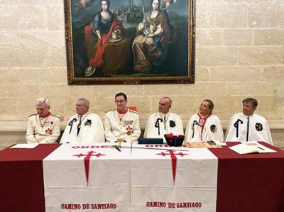 La Orden del Camino de Santiago ha investido a diez nuevos caballeros y damas durante su Capítulo Extraordinario celebrado en Sevilla