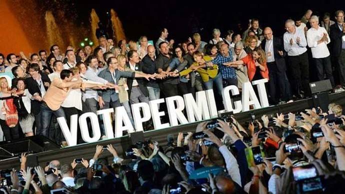 Acto de campaña de Junts pel Sí durante la campaña para las elecciones del 27-S de 2015 SANDRA LÁZARO