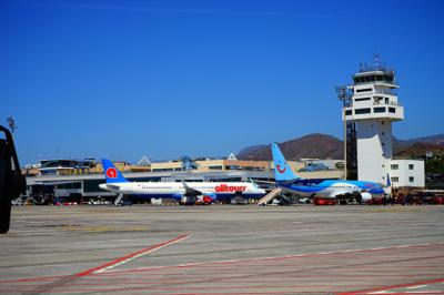 (Crédito foto: pixabay.com – Aeropuerto de Tenerife – imagen de referencia)