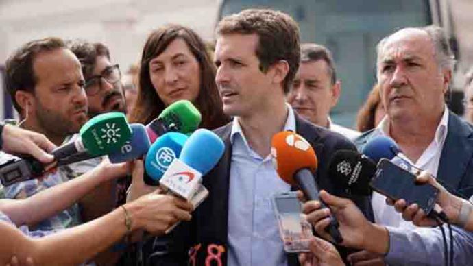 Casado carga contra el Gobierno por su giro con el Aquarius y Podemos pide que la decisión 'no dependa de la agenda política de la semana'