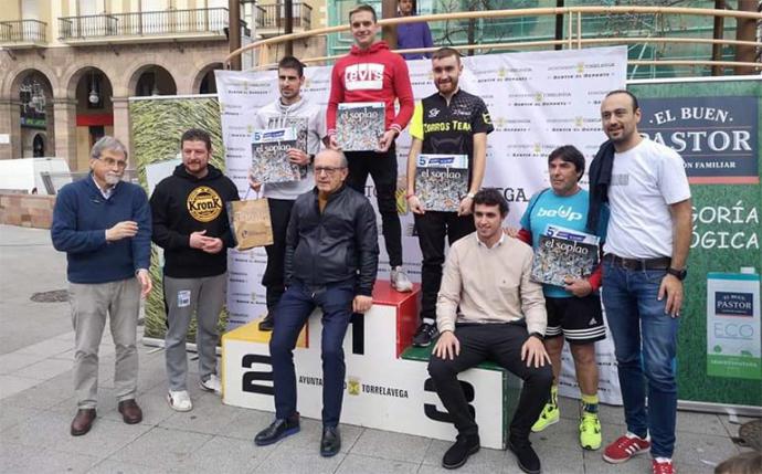 La carrera solidaria del hojaldre reunió a 200 participantes en Torrelavega