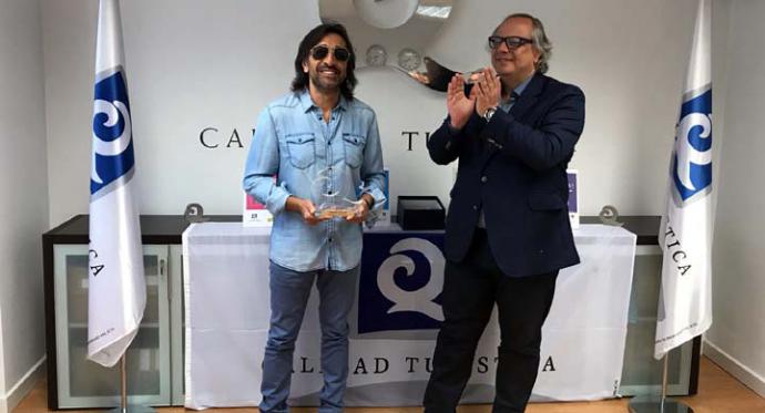 Antonio Carmona recibe el premio de calidad turística