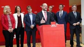 Socialdemócrata Schulz promete más concreción tras debacle electoral