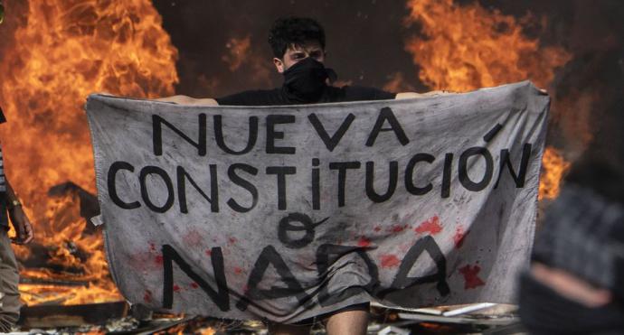 ¿Por qué todavía Chile tiene una Constitución heredada de la dictadura?