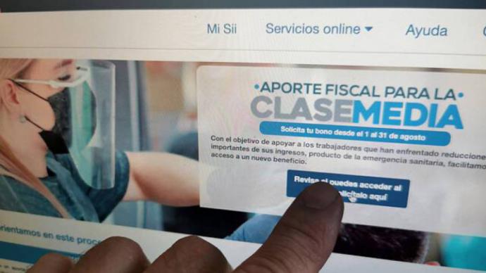 Segun el gobierno chileno, 37.000 funcianarios cobraron indebidamente un bono de ayuda social