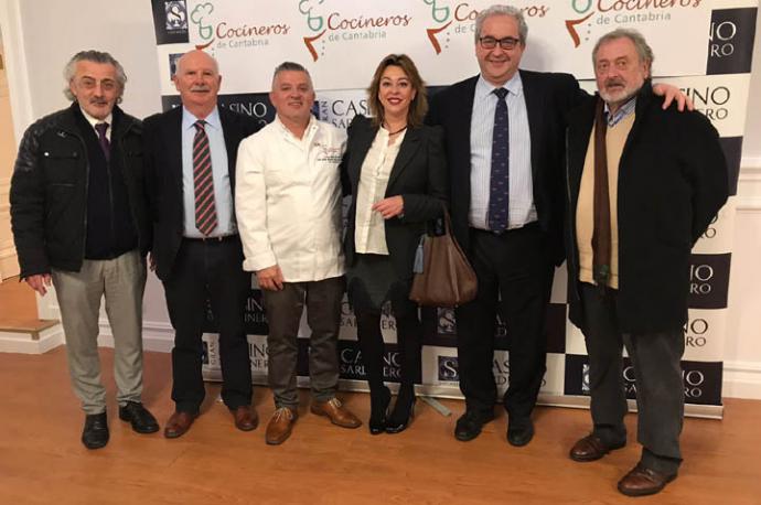 La Asociación de Cocineros de Cantabria homenajeó a Floren Bueyes