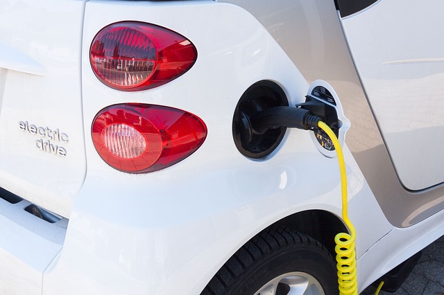 Lejos de cumplir con las previsiones del Plan Integral de Movilidad Eléctrica de Euskadi