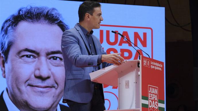 El presidente Pedro Sánchez durante la presentación de la candidatura de Juan Espadas a las andaluzas, este sábado en Granada. Raul Diaz
