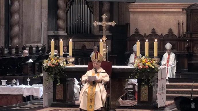 El cardenal Cañizares, durante la homilia de la misa del Corpus Christi 