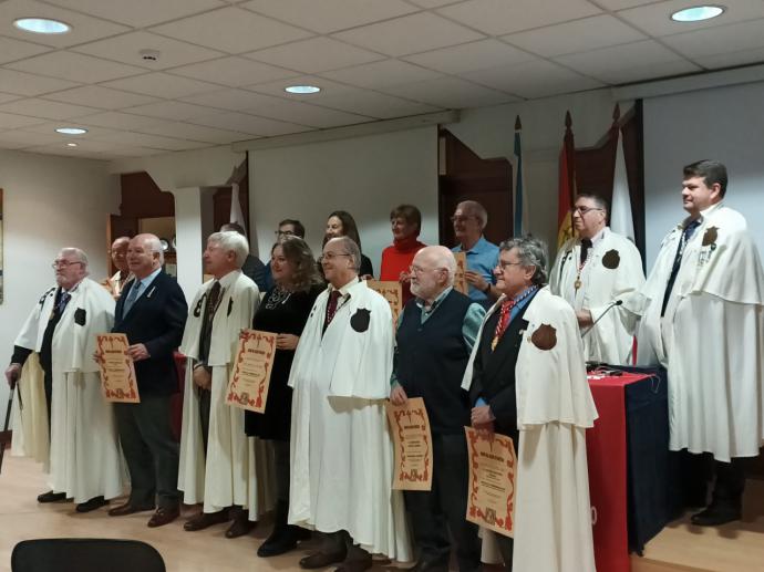 La Orden del Camino de Santiago cerró el centenario del Centro Gallego de Santander