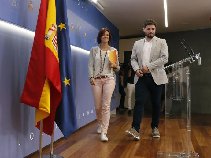 Lastra y Rufián se reunieron para hablar sobre la investidura.