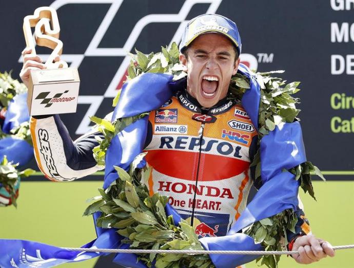 Lorenzo despeja el camino a Márquez en Montmeló