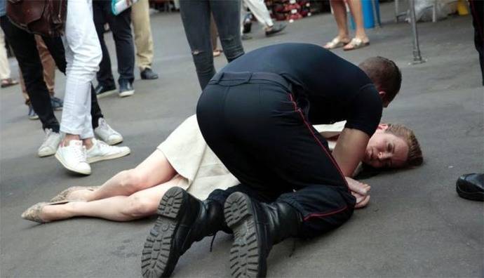 Nathalie Kosciusko-Morizet  yace inconsciente en el suelo