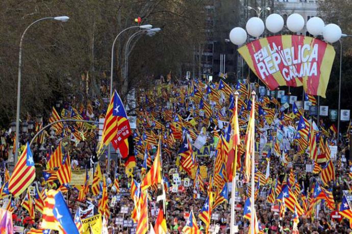 Miles de personas claman en Madrid contra el juicio del procés y por la libertad de los presos independentistas
