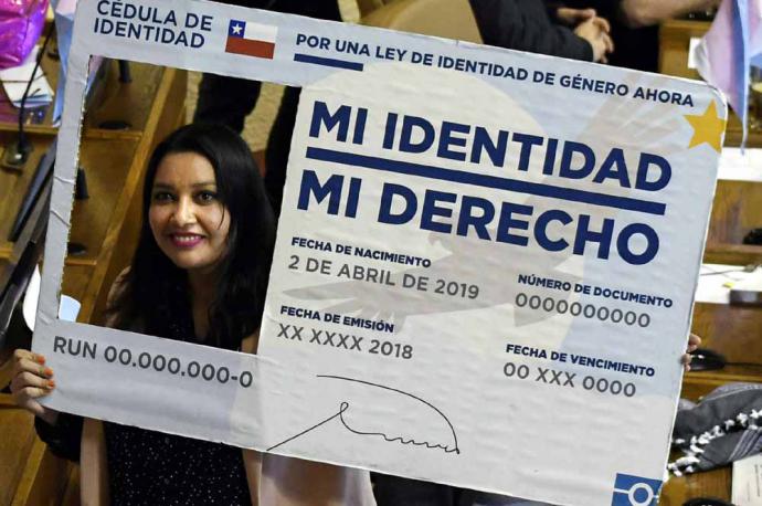 CHILE: Piñera defiende ley de identidad género ante rechazo de la Iglesia evangélica