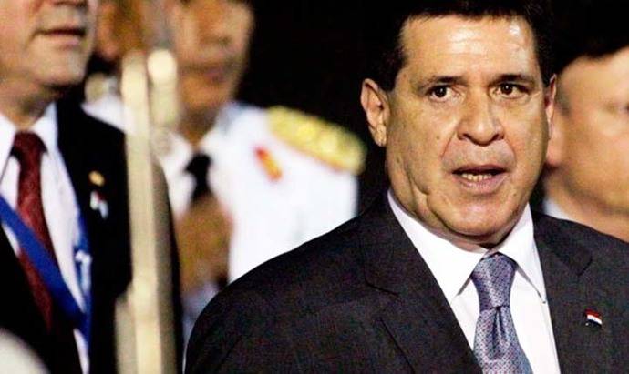 El presidente paraguayo, Horacio Cartes, dijo que lo hacía por el 'bien de la patria