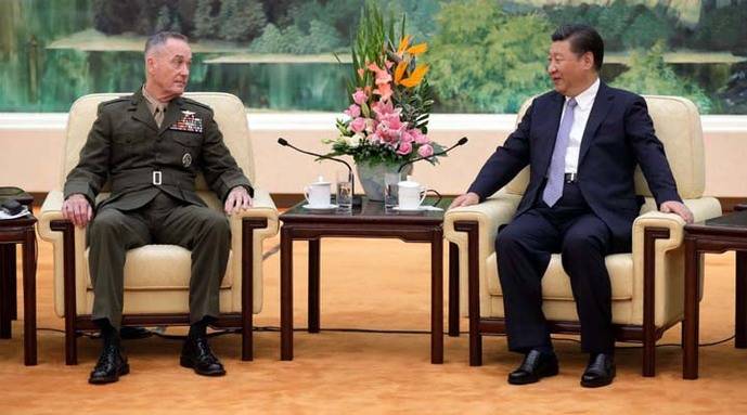 El jefe del Estado Mayor Conjunto de Estados Unidos, Joseph Dunford con el presidente chino, Xi Jinping
