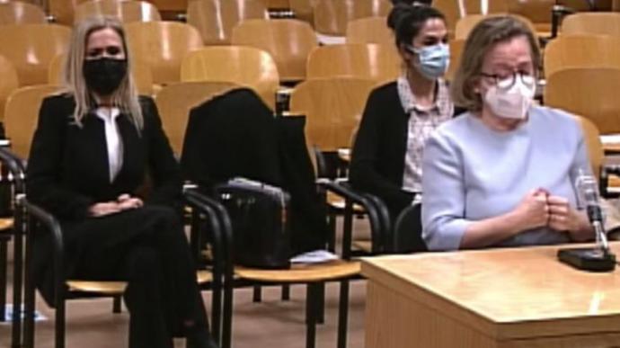 Ckifiuentes (izq.) emn el juicio hoy, (captura pantalla)