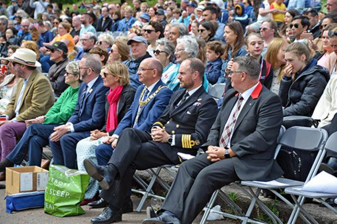 En el Parque Princes Street Gardens de Edinburgo, se celebró el concierto de música de la Banda Royal Marine