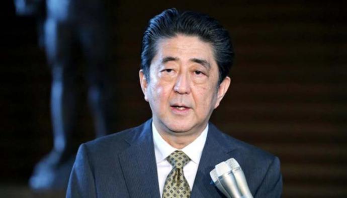 El primer ministro Shinzo Abe dijo que ha ordenado a su equipo "reunir rápidamente" información sobre posibles daños, tras el terremoto en Osaka. 