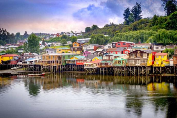 En Santiago se presenta la Feria Chiloé Mujer con artesanía y gastronomía de la mayor isla del país