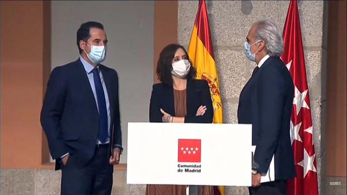 La presidenta de la Comunidad de Madrid, Isabel Díaz Ayuso, comparece en rueda de prensa para detallar las nuevas medidas en la región ante el COVID-19 (captura de pantalla)