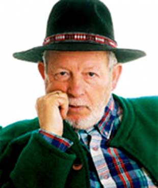 Antonio Fernández Molina: Narrativa breve en “Épocas de grandes lluvias”