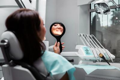 Salud bucal y estética dental en centros que integran cuidado completo