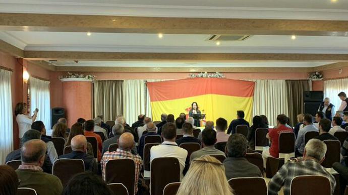 na Vega participa en un acto de Vox en Alicante @VOX_ALICANTE